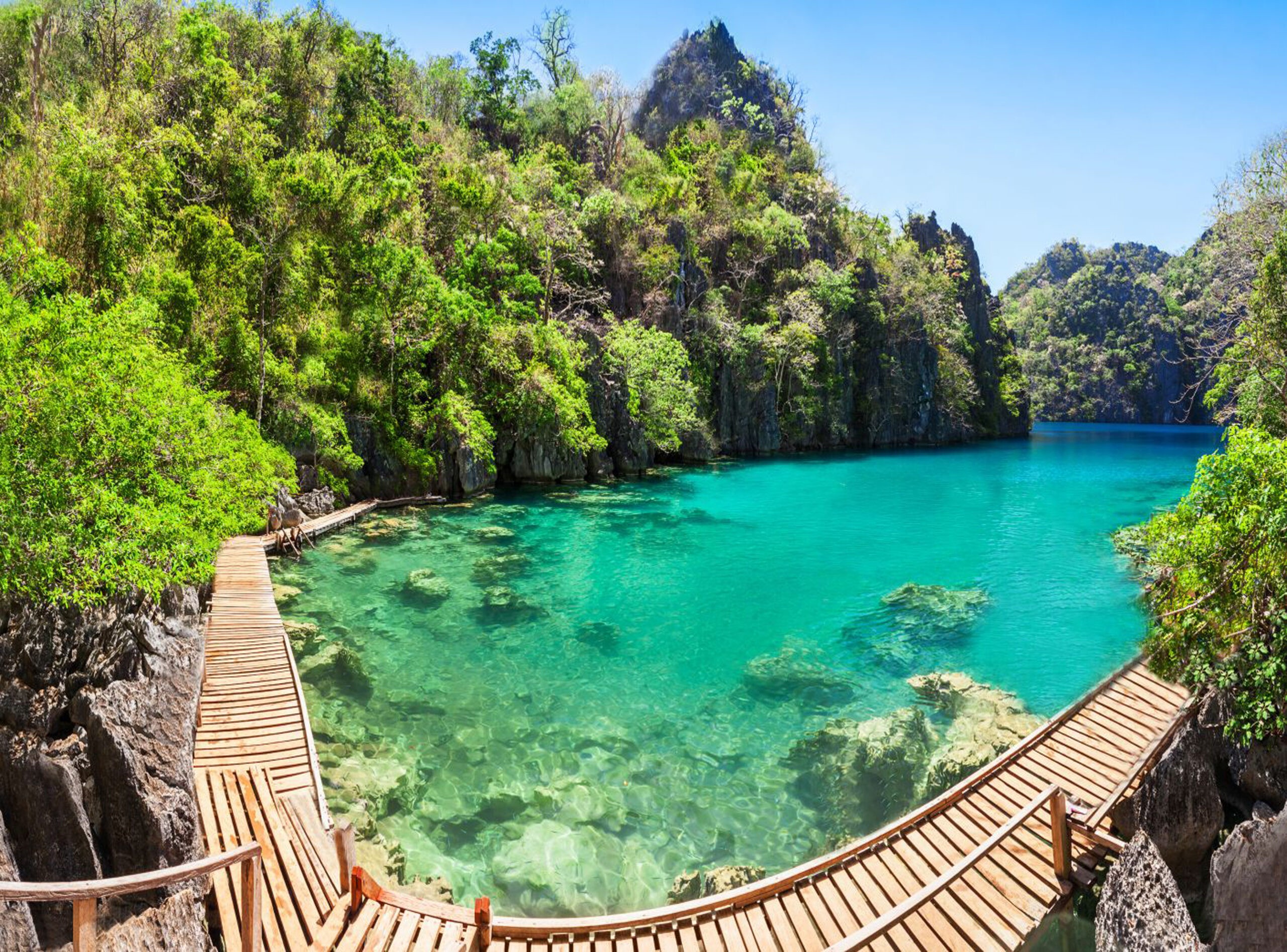 Kayangan-Lake-Coron